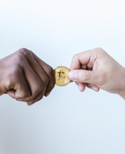 Использование индикатора Keltner Channels для краткосрочного трейдинга на CoinEx