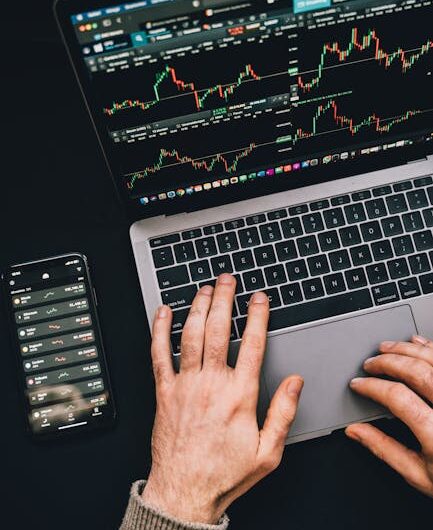 Использование индикатора DEMA на бирже CoinEx